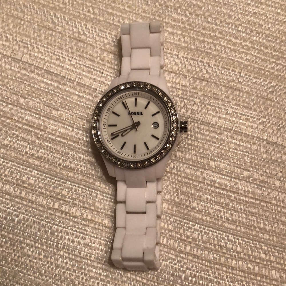 White Fossil Acetate watch. 30mm. Like new.
